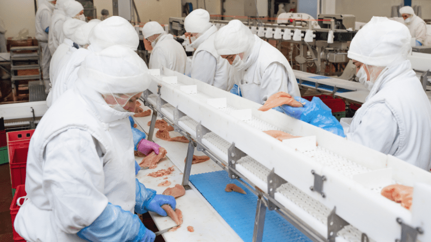 食品工場で働く外国人労働者が増加している理由