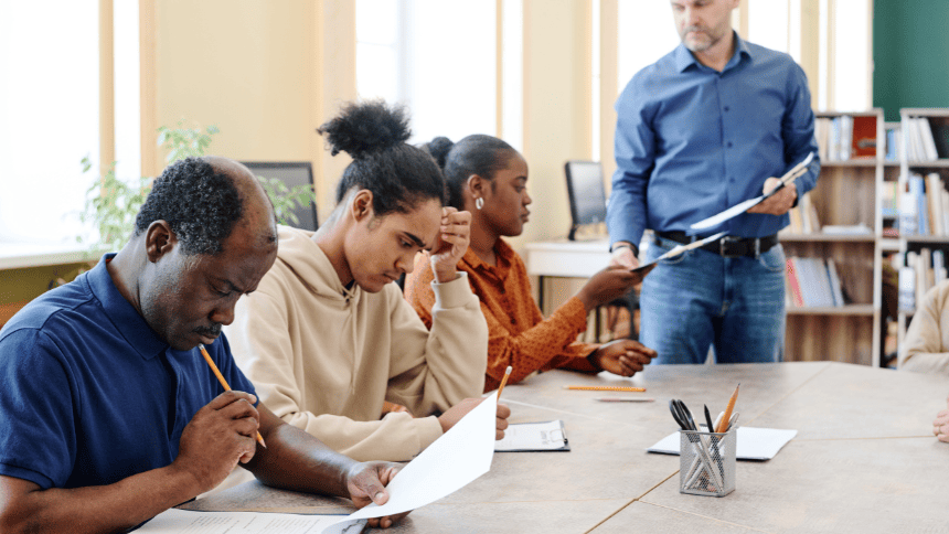 日本語能力試験(JLPT)の概要と企業が確認すべきポイントと注意点を紹介！